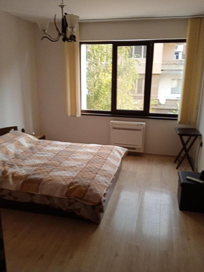 Джессика Апартмент Veliko Tŭrnovo Exterior photo