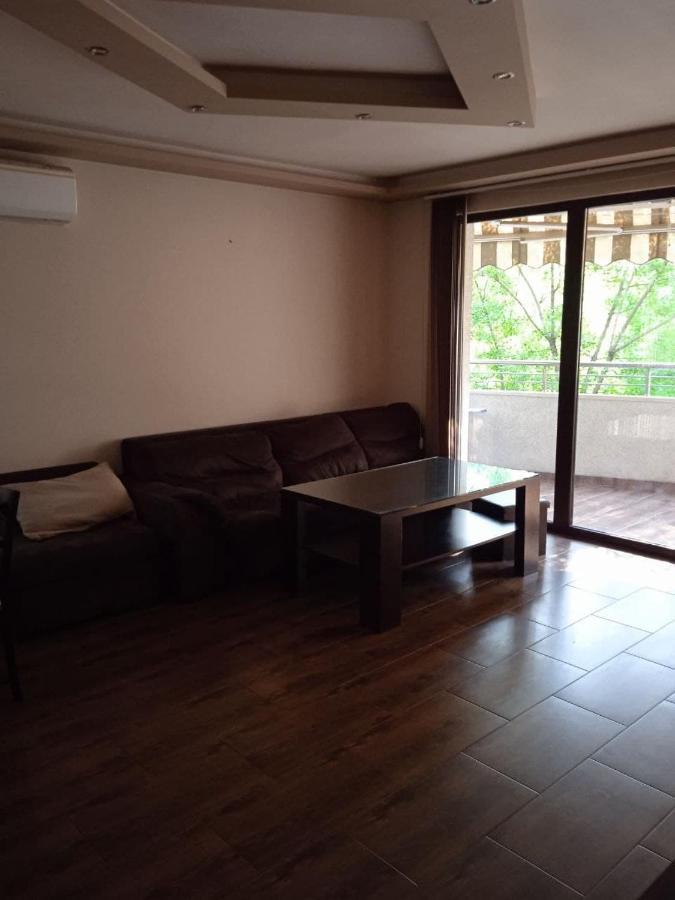 Джессика Апартмент Veliko Tŭrnovo Exterior photo