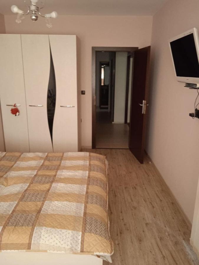Джессика Апартмент Veliko Tŭrnovo Exterior photo